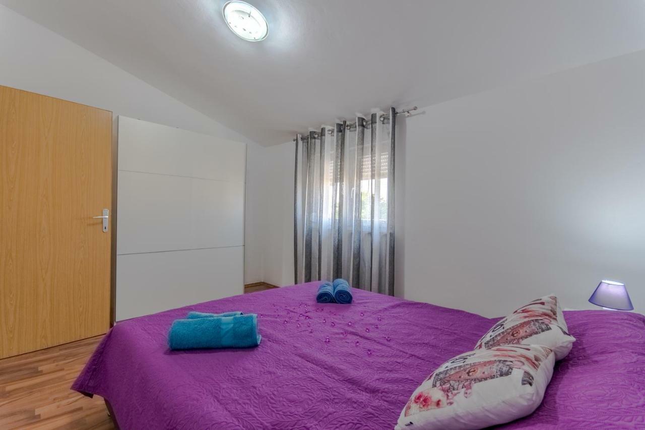Apartment Alice Pula Buitenkant foto